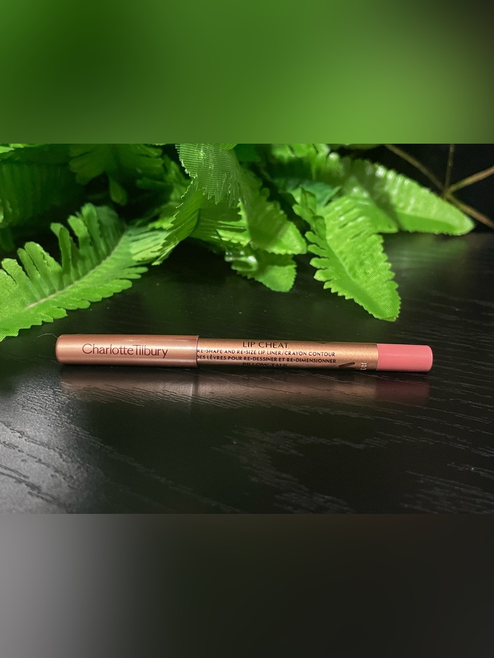 Charlotte Tilbury Lip Cheat Lip Liner Pencil — Pillow Talk